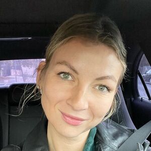 Meet your Posher, Anya